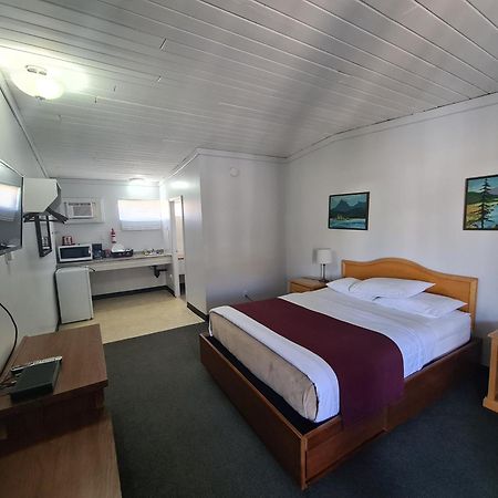 Sundowner Motel Cache Creek Exterior photo